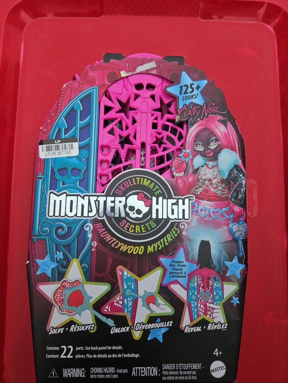 Monster High Skulltimate Secrets Hauntlywood Mysteries Doll CATTY NOIR: NEW